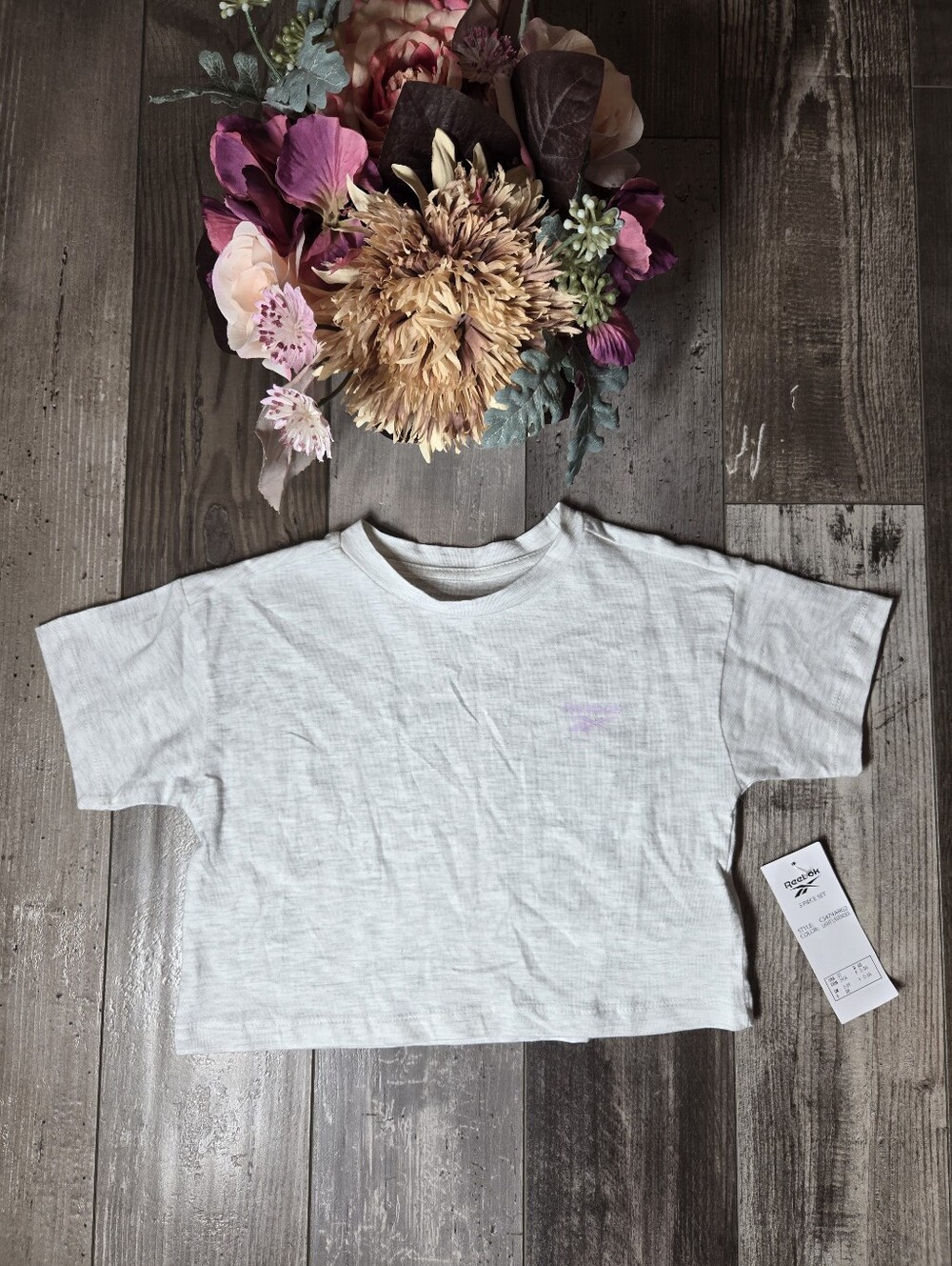 NWT Reebok Toddler Girl’s Light Gray Crew Neck T-Shirt – Size 3T